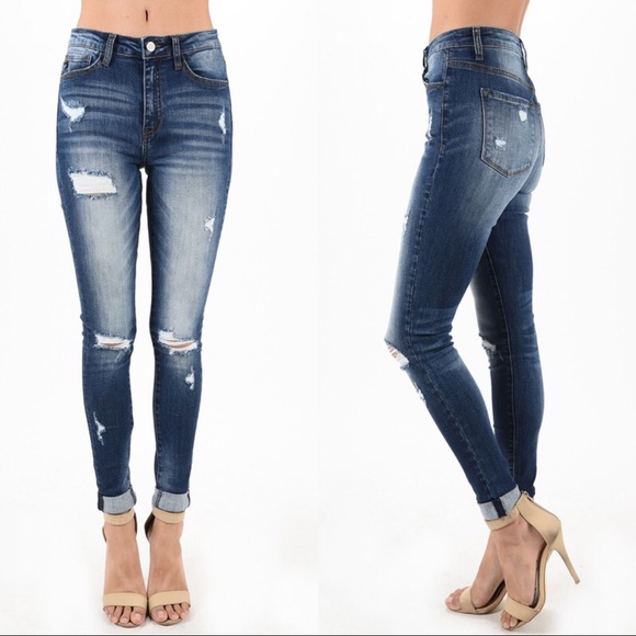 1 LEFT‼️ Dark Wash Destructive Skinnies - Picture 3 of 7